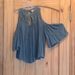 Flowy Shoulderless Blouse with Lace Detail